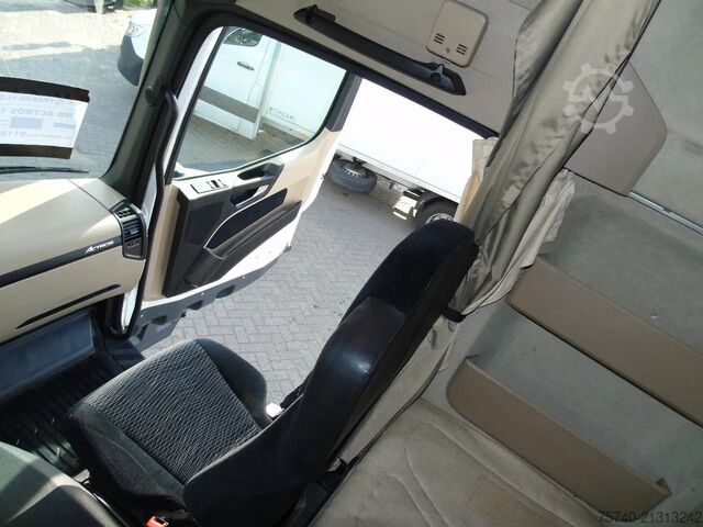 Standard tractor Mercedes-Benz Actros 1842 + euro 5 + spoiler