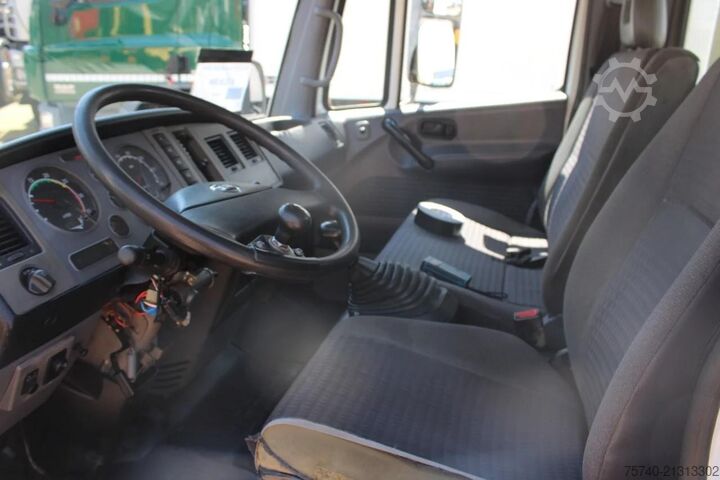 Autotransporter Nissan ATLEON 80.140 + MANUAL + EURO 3