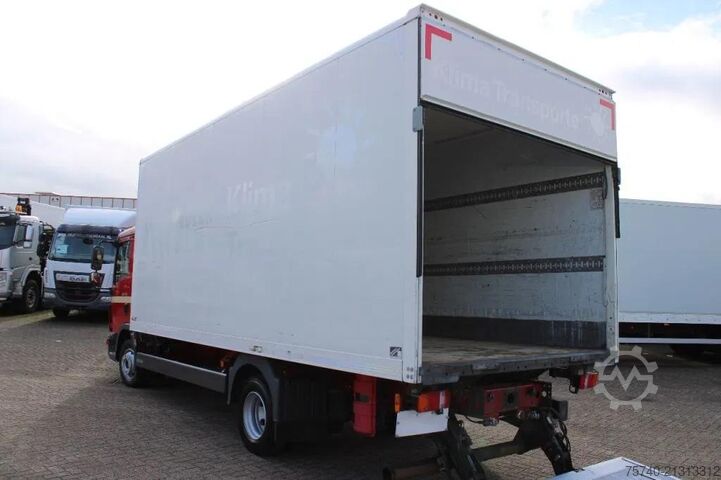 Refrigerated/freezer transport MAN TGL 8.220 + MANUAL + EURO 6 + LIFT