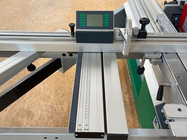 Sliding table saw Altendorf F45