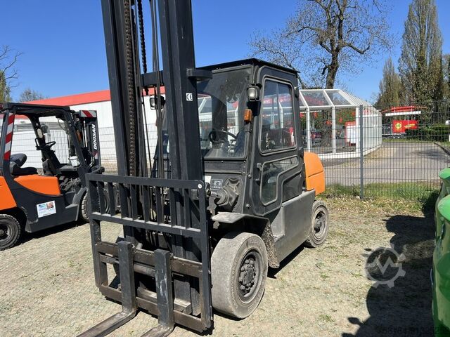 LPG Forklifts EP CPYD40-RW17