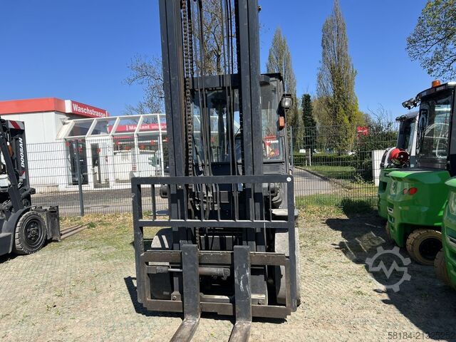LPG Forklifts EP CPYD40-RW17