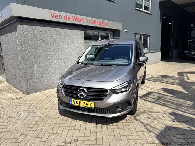 Mercedes-Benz Citan 110 CDI 95HP Diesel 2021 Air conditioning / DAB+ / Apple CarPlay / Camera / Allo MERCEDES-BENZ Citan 110 CDI 95PK Diesel 2021 Airco / DAB + / Apple Carplay / Camera / LM Velgen