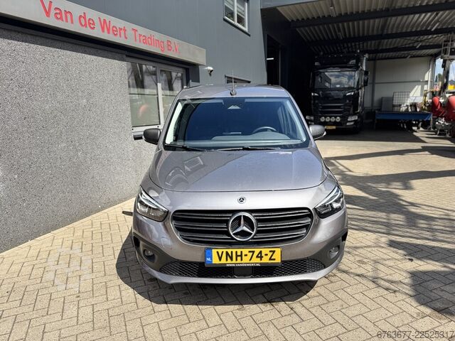 Mercedes-Benz Citan 110 CDI 95HP Diesel 2021 Air conditioning / DAB+ / Apple CarPlay / Camera / Allo MERCEDES-BENZ Citan 110 CDI 95PK Diesel 2021 Airco / DAB + / Apple Carplay / Camera / LM Velgen