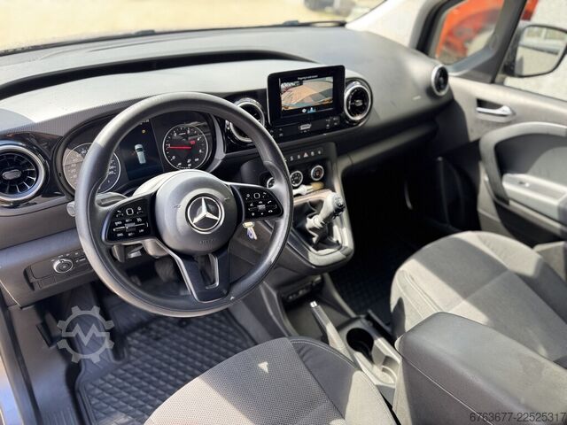 Mercedes-Benz Citan 110 CDI 95HP Diesel 2021 Air conditioning / DAB+ / Apple CarPlay / Camera / Allo MERCEDES-BENZ Citan 110 CDI 95PK Diesel 2021 Airco / DAB + / Apple Carplay / Camera / LM Velgen