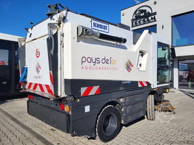 Kehrmaschine LKW Schmidt Cleango 500