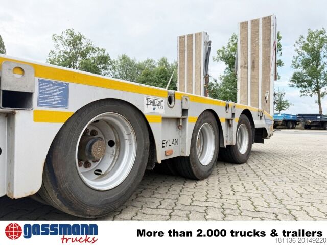 Low loader semitrailer  CYL 3, mit Lift-/Lenkachse, faltbare Rampen