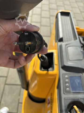 Elektrische Niederhubwagen Jungheinrich EJE 120