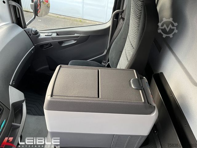 Box truck MERCEDES-BENZ Atego 1018*Koffer*Rolltor*Rolltor seitlich*Klima