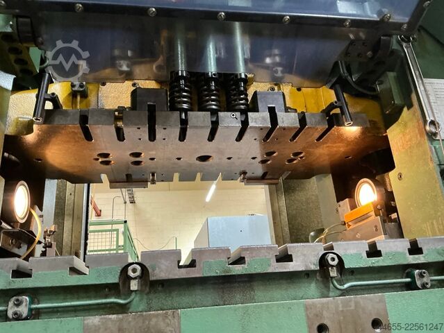 Stanzautomat BRUDERER BSTA 50 EL CNC