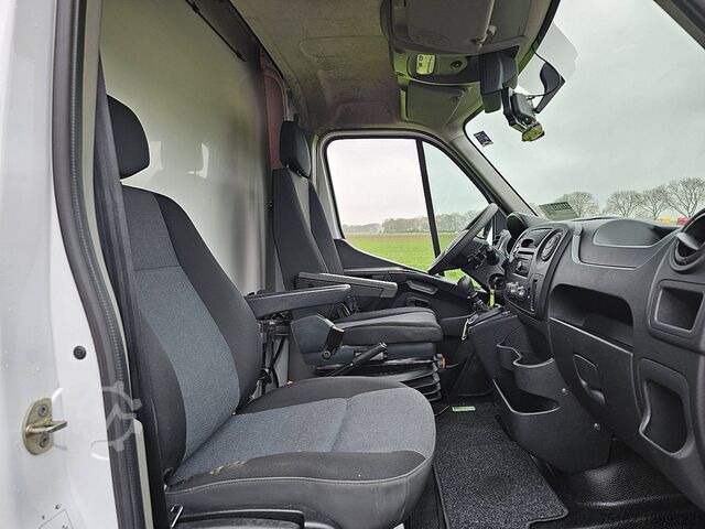 Suitcase RENAULT MASTER 2.3 Platform-Cabine Eur6