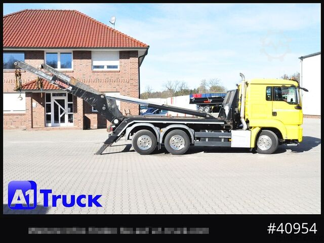 Skip truck MAN TGS 26.460 Hiab Lift/Lenk  Funk, Navi,