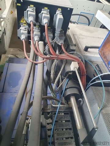 Injection molding machine up to 5000 KN ENGEL VC 1800/300