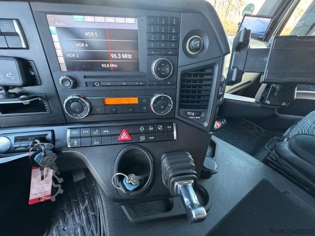 Box truck MERCEDES-BENZ Actros 2545 6x2 Getränkewagen