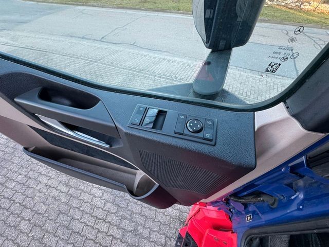 Box truck MERCEDES-BENZ Actros 2545 6x2 Getränkewagen