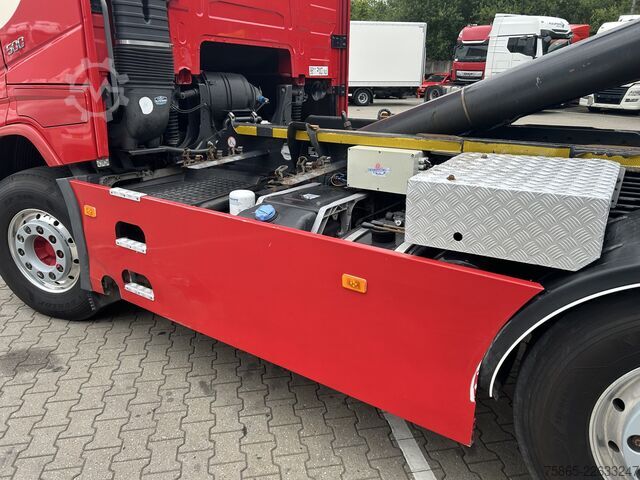 Hook arm system Volvo FH 500 Globetrotter 8x2 Tridem / VDL Hook 25 To...