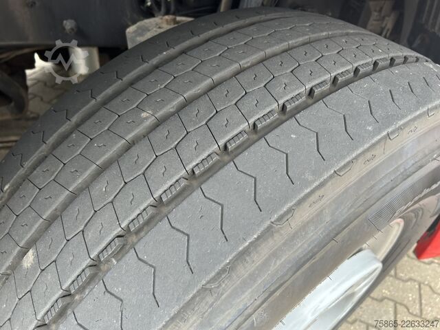 Hook arm system Volvo FH 500 Globetrotter 8x2 Tridem / VDL Hook 25 To...
