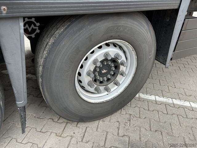 Koffer Schmitz Cargobull SCB S3B / Box Trailer / 2x Liftas / Schuifrem /...