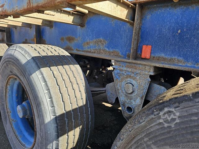 Flachbett FLANDRIA op 3/32 T /STEEL SUSPENSION /BPW DRUM / CONTAIN...