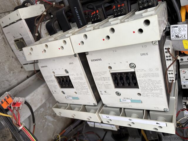 Kältemaschine CARRIER (3 Maschinen) luftgekühlt 30XAO902