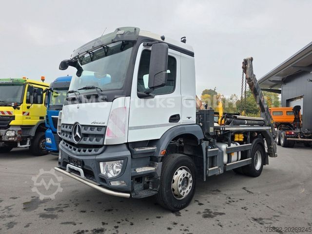 Skip truck MERCEDES-BENZ Arocs 1835 / Meiller FUNK Tele