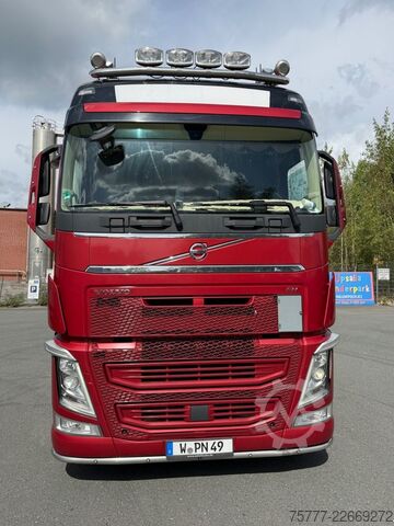 Standard tractor unit VOLVO FH500 Globetrotter XL- I Park Cool- Dual Clutch