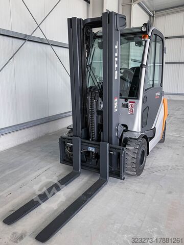 Diesel forklift truck STILL RX70-25