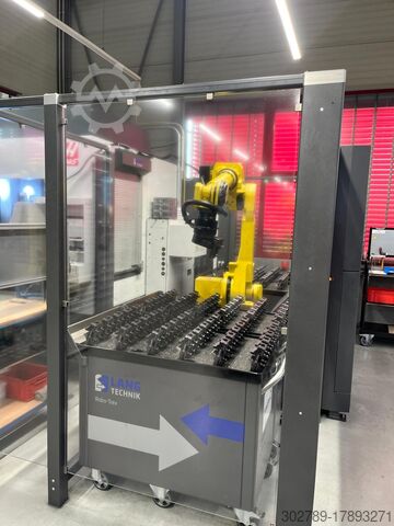 Machining center HAAS UMC-500SS