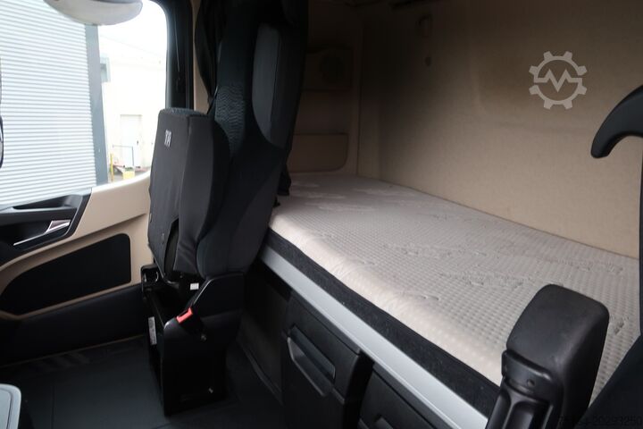 Standard SZM Mercedes-Benz Actros 1851 LS Brandschaden