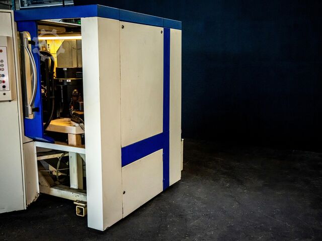 Werkzeugschleifmaschine ROLLOMATIC CNC 2000 XT