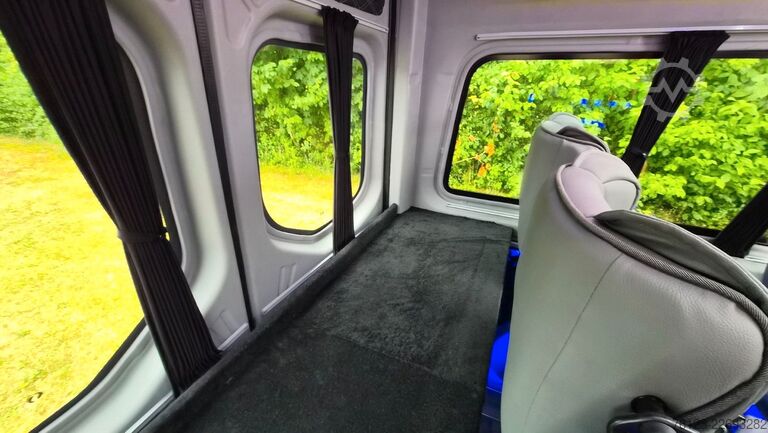 Kleinbus MERCEDES-BENZ 319 StockSprinter VIP Shuttle 9 SS  Panoramadach