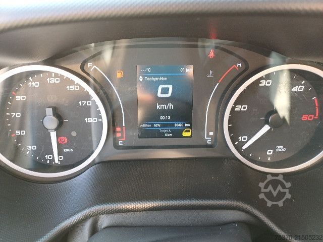 Transporter mit Koffer IVECO DAILY 35C16 3.0