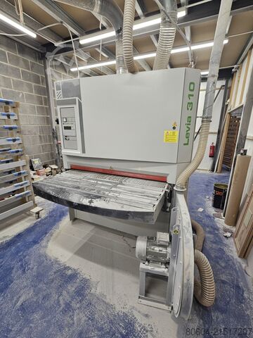 Breitbandschleifmaschine zur Endbearbeitung BIESSE Levia 310