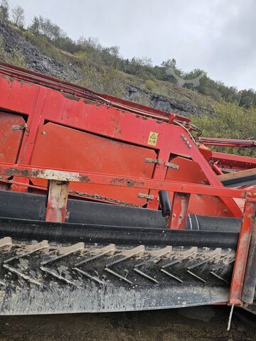 Mobiler Raupen-Siebmaschine Terex Finlay 694+ SuperTrak