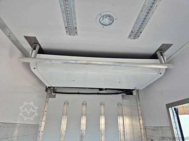 Refrigerated truck IVECO AD190S40/FP Lamberet Mitsubishi LBW Tür AHK
