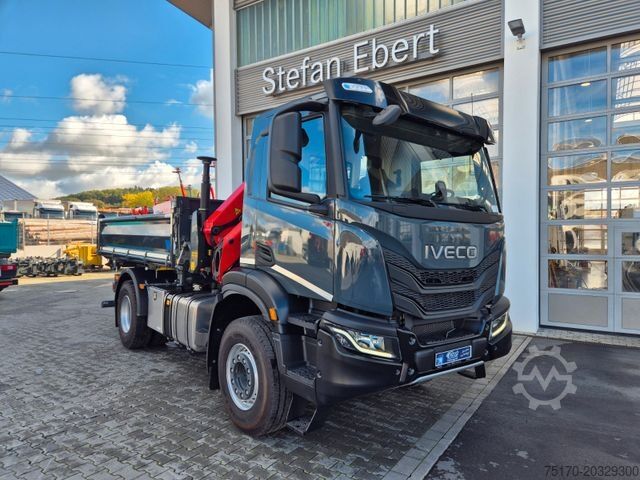 Tipper truck IVECO AD200X46/P HR OFF Palfinger PK 12.501 Funk AHK