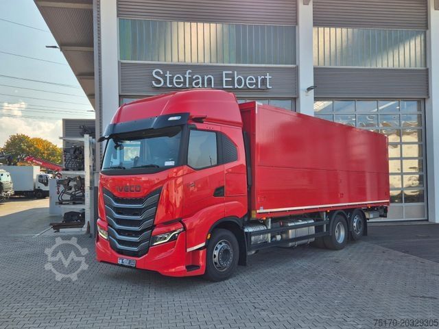 LKW mit Getränkeaufbau IVECO AS260S50Y/FS Schwenkwand LBW 2xAHK CAM Intarder