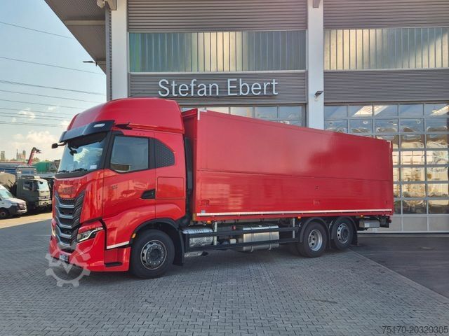 LKW mit Getränkeaufbau IVECO AS260S50Y/FS Schwenkwand LBW 2xAHK CAM Intarder