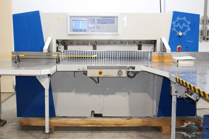 Schneidmaschine mit Rüttler / Guillotine with Jogger Wohlenberg 137 CUT-Tec