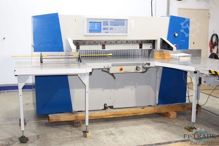 Schneidmaschine mit Rüttler / Guillotine with Jogger Wohlenberg 137 CUT-Tec