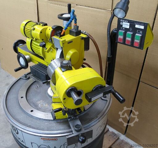 Bohrerschleifmaschine RIVELICA Newform 250