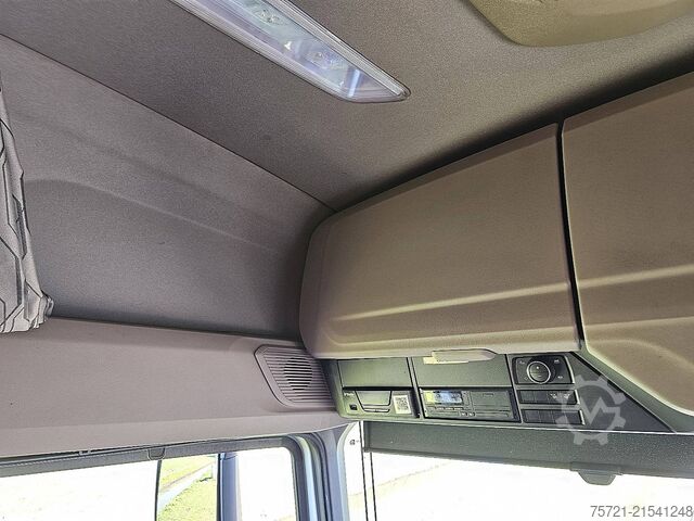 Standard-SZM DAF XF 530 NGD