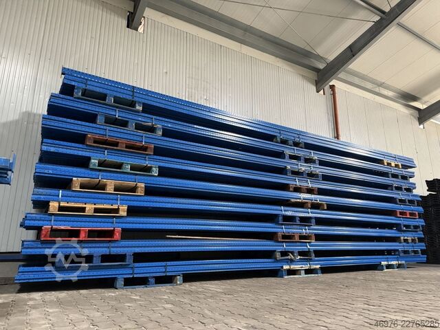 9,000 x 1,100 mm / Rack length: 17.35 linear meters. Jung Heinrich Esmena Palettenregalanlage Palettenregal Regal