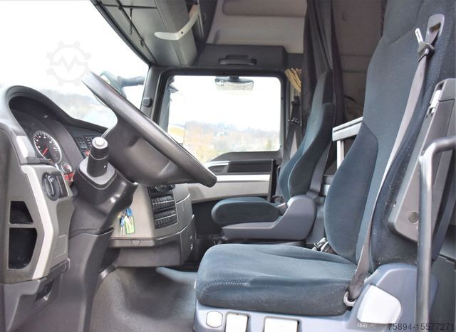 Truck chassis MAN TGX 18.440 Fahrgestell 7,00m + Anhänger 6,90m