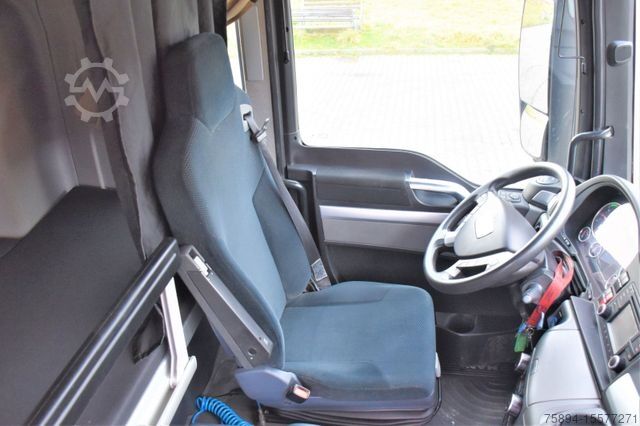 Truck chassis MAN TGX 18.440 Fahrgestell 7,00m + Anhänger 6,90m