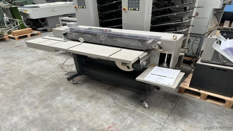 Verschiedene Horizon GM 5 Spine taping machine