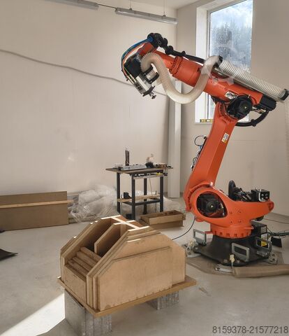 Industrial robot Kuka KR120 R2700 2