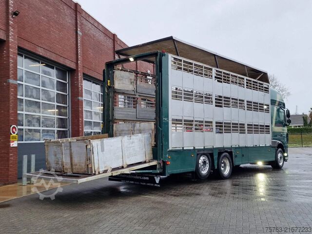 Viehtransport DAF XF 440 SuperSpaceCab 6x2*4 - Cuppers 1-2-3 deck...