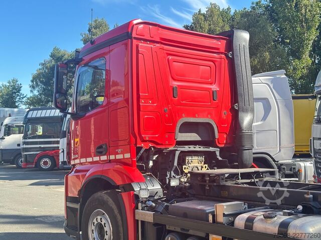 LKW-Fahrgestell MERCEDES-BENZ Antos 3245 8x2 Chassi PTO Lift /Lenkachse