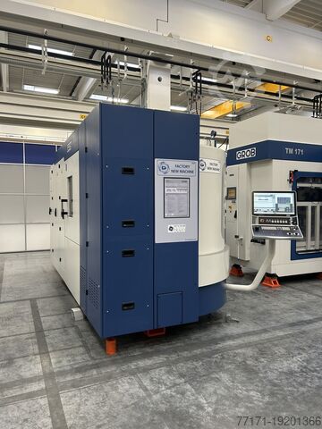 5-axis universal machining center GROB G150